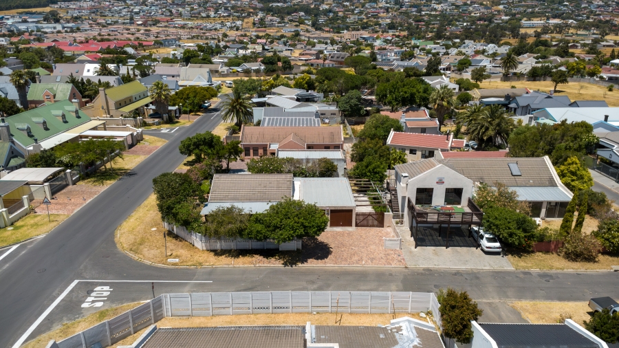 3 Bedroom Property for Sale in Anchorage Park Western Cape